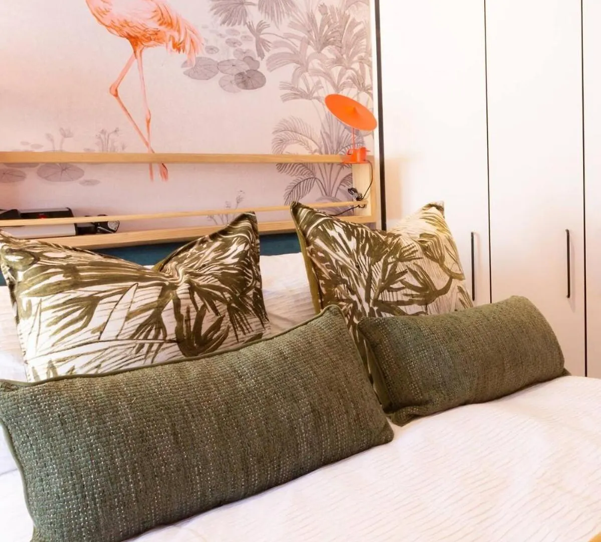 Apartment Elegant Studio By The Sea Cape Town
